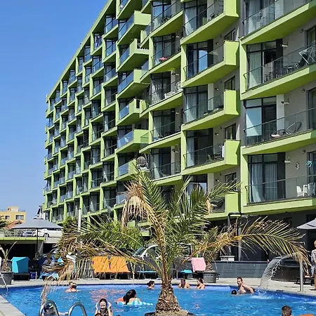 דירה Luxury Mamaia Nord Piscina Sauna Jacuzzy Prima Linie La Mare *