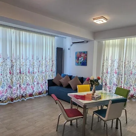 דירה Luxury Mamaia Nord Piscina Sauna Jacuzzy Prima Linie La Mare *