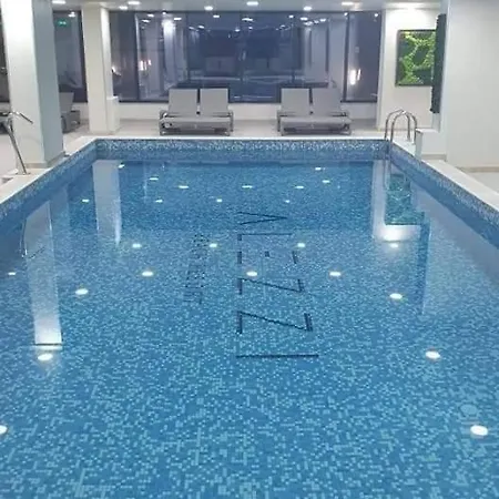 Luxury Mamaia Nord Piscina Sauna Jacuzzy Prima Linie La Mare דירה Năvodari