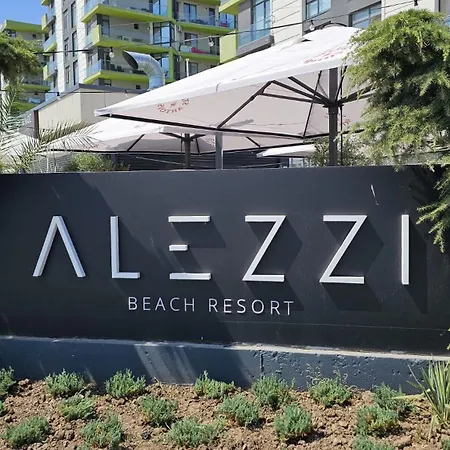 Luxury Mamaia Nord Piscina Sauna Jacuzzy Prima Linie La Mare דירה *