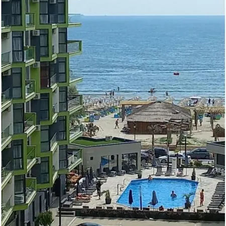 Luxury Mamaia Nord Piscina Sauna Jacuzzy Prima Linie La Mare דירה