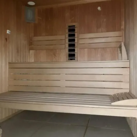 Luxury Mamaia Nord Piscina Sauna Jacuzzy Prima Linie La Mare Năvodari