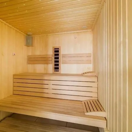 Luxury Mamaia Nord Piscina Sauna Jacuzzy Prima Linie La Mare * Năvodari