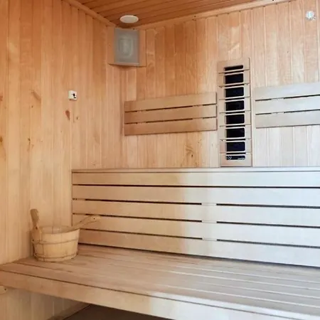 Appartamento Luxury Mamaia Nord Piscina Sauna Jacuzzy Prima Linie La Mare Năvodari