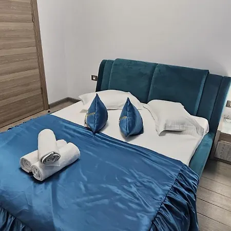Appartamento Luxury Mamaia Nord Piscina Sauna Jacuzzy Prima Linie La Mare