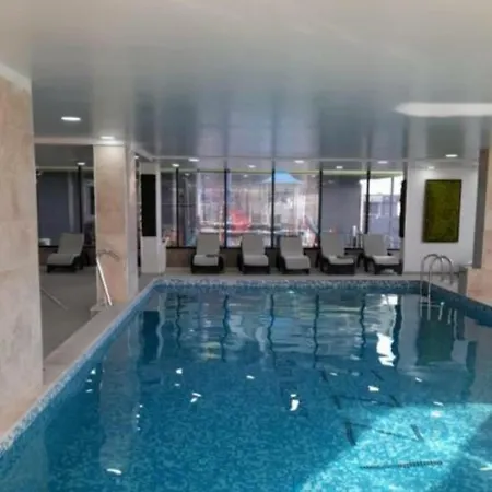 Appartamento Luxury Mamaia Nord Piscina Sauna Jacuzzy Prima Linie La Mare
